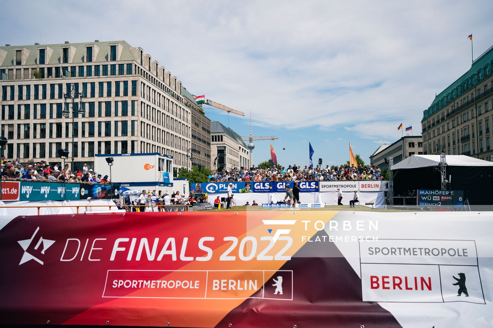 Eric Maihoefer (VfL Sindelfingen) beim Kugelstossen waehrend der deutschen Leichtathletik-Meisterschaften auf dem Pariser Platz am 24.06.2022 in Berlin